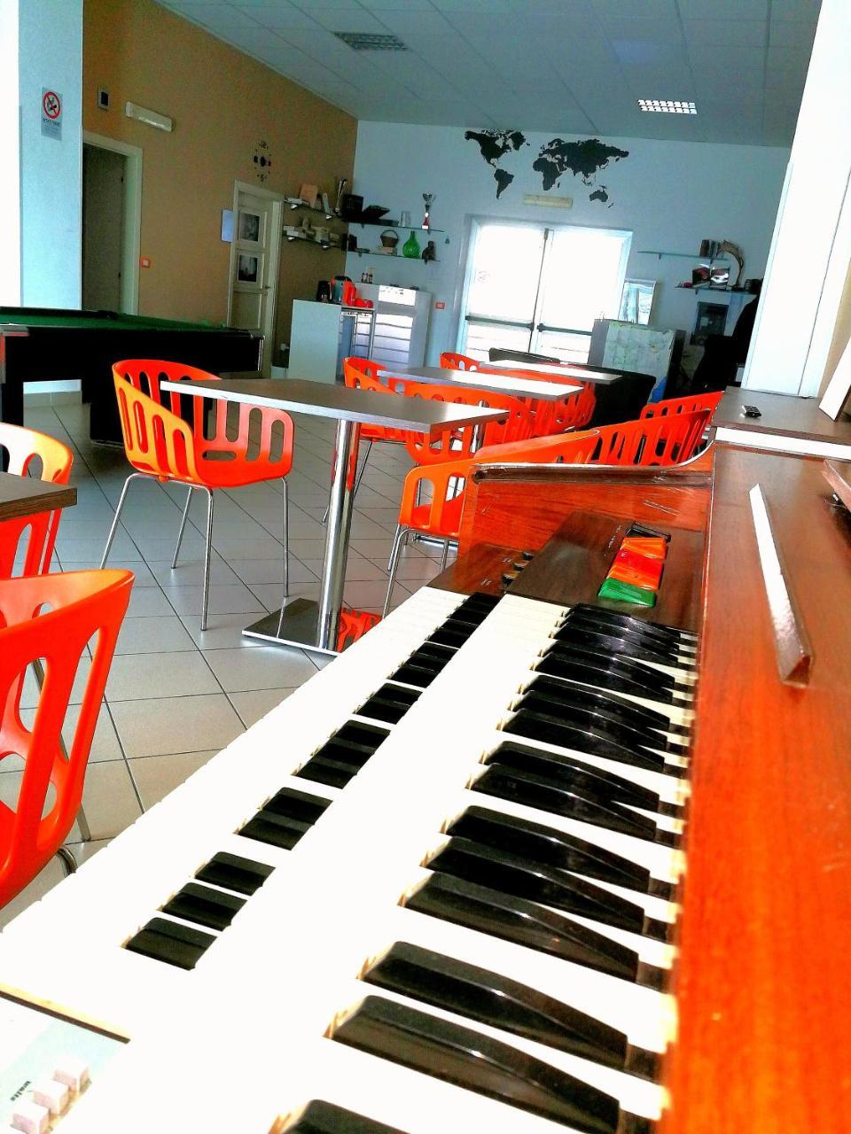 basilicata al volo Hostel Brindisi di Montagna Buitenkant foto