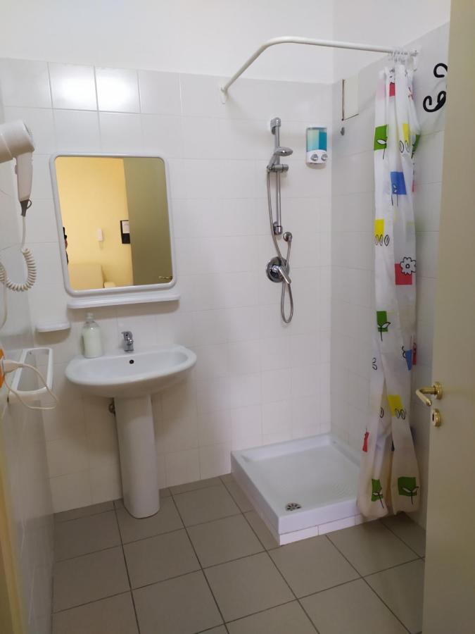 basilicata al volo Hostel Brindisi di Montagna Buitenkant foto